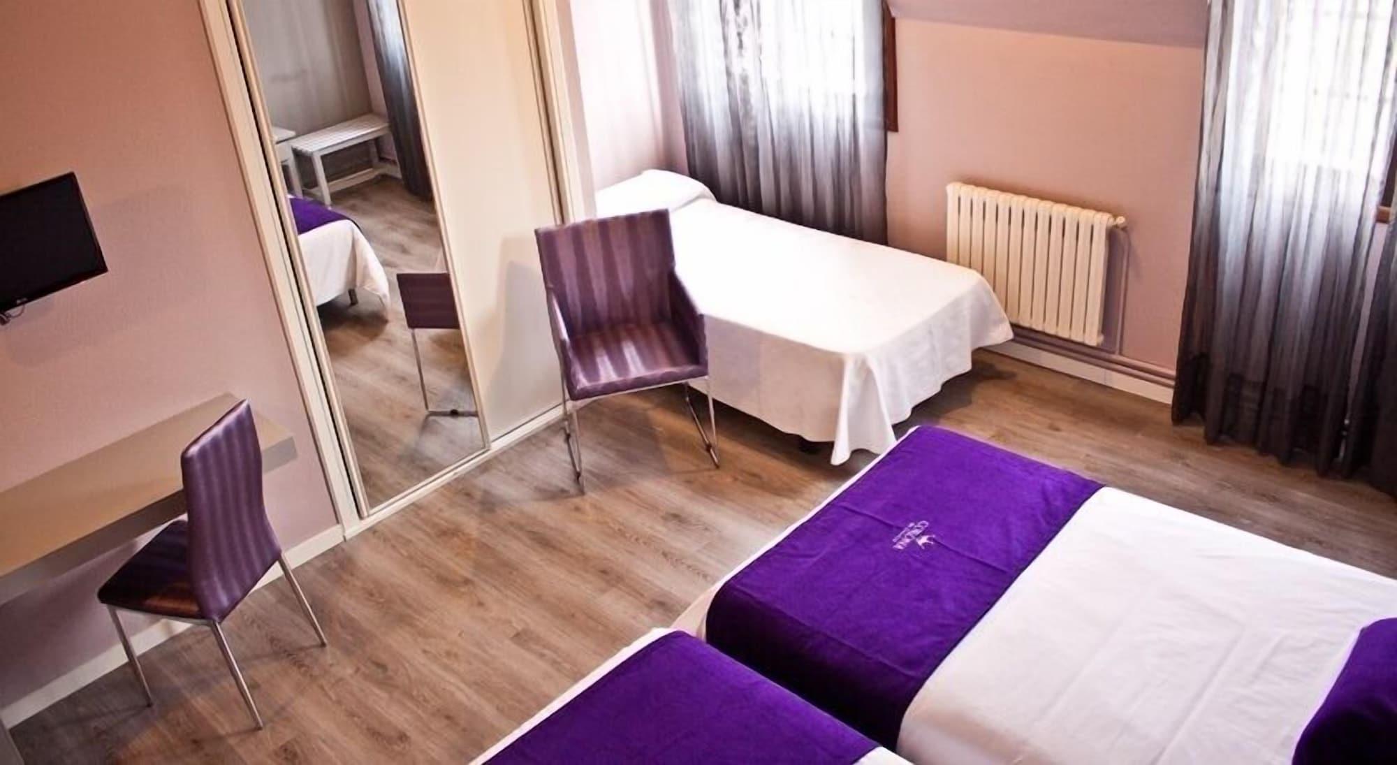 Hotel Corona De Galicia Valga Luaran gambar
